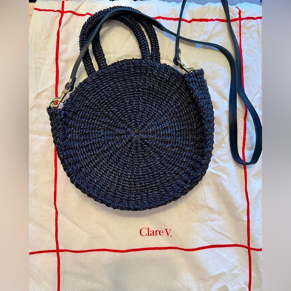 Clare V Moyen Alice